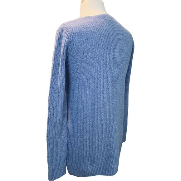 J. CREW Cerulean Blue V-neck Long-sleeve Sweater size XS - Picture 4 of 7